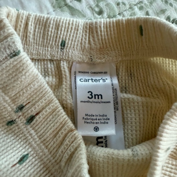 Carter's Kids Bundle - 3 Months - Picture 12 of 14